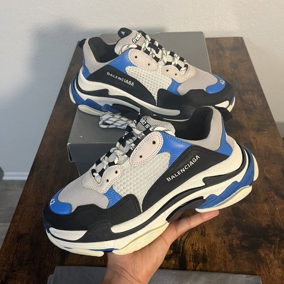 Balenciaga Triple S - Size 42 , Fits 9 - 9.5 - Original Box / Dustbag / Laces - Picture 1 of 4